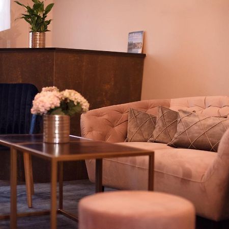 Hotel Das Kleine Ritz Fellbach Esterno foto